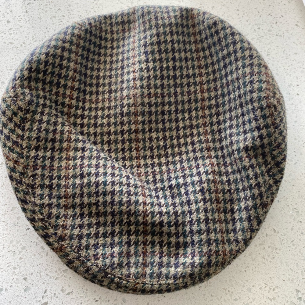 Vintage Kangol  Cap Hat 🎩 Size (L)
